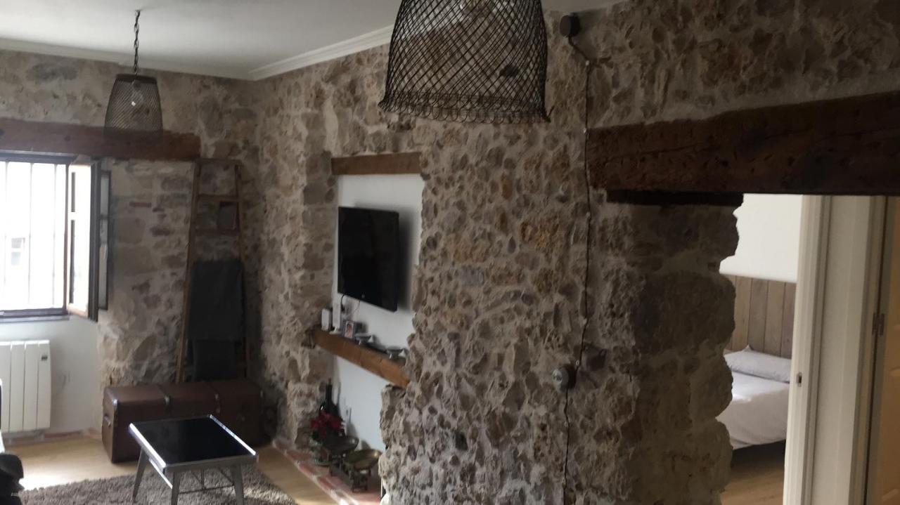 Alojamiento De Piedra Con Encanto Burgo Exterior foto